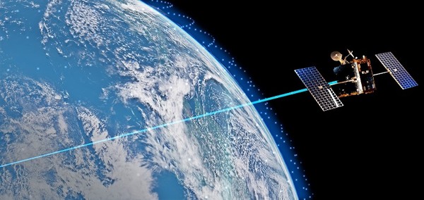 사진은 원웹의 위성망을 활용한 한화시스템 ‘저궤도 위성통신 네트워크’ 가상도 [사진=연합뉴스]