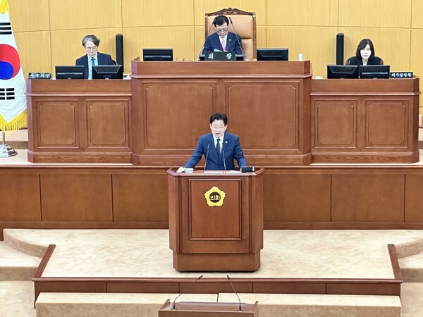 이재경 대전시의원(국민, 서구3)이 제290회 임시회 1차 본회의에서 5분 자유발언을 하고 있다. [사진= 굿모닝경제 조준영 기자]