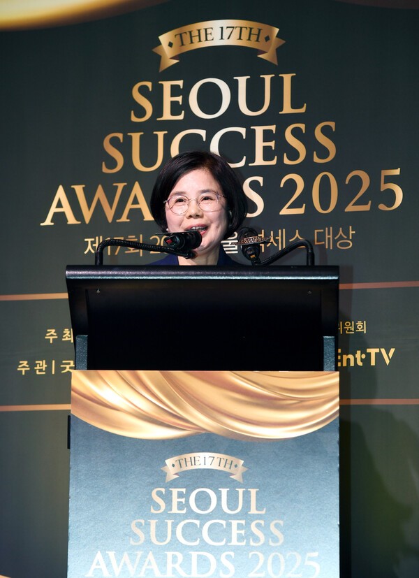 24일 서울 하얏트호텔에서 개최된 '제17회 2025 서울 석세스 대상'에서 안상옥 와이엘서울 대표가 K-컬처투어리즘대상을 받고서 수상소감을 전하고 있다. [사진=스포츠서울 박진업 기자]