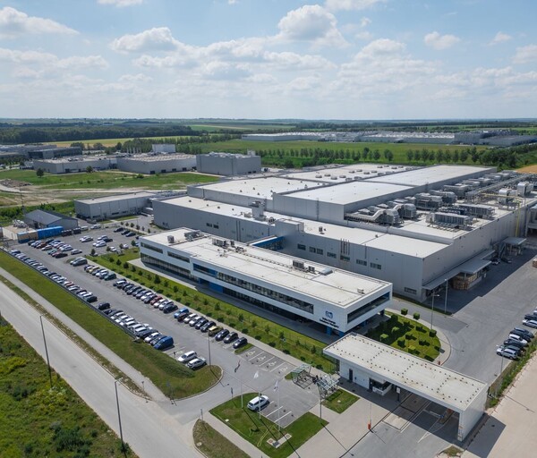 솔루스첨단소재 헝가리 전지박 공장. [사진=솔루스첨단소재]