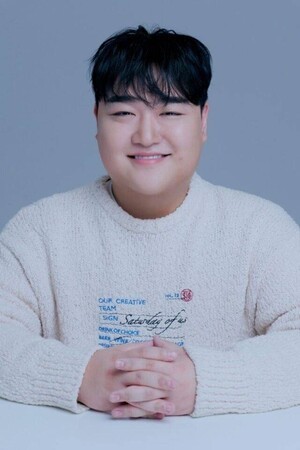 "아이 <b>속옷</b>까지 <b>손빨래</b>"…<b>김규원</b>, 사회복무요원 시절 미담 터졌다